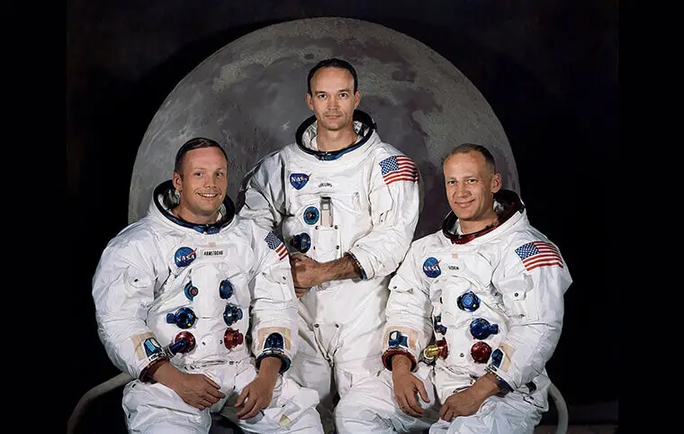 Це маленький крок для людини, але величезний стрибок для людства Це маленький крок для людини, але величезний стрибок для людства