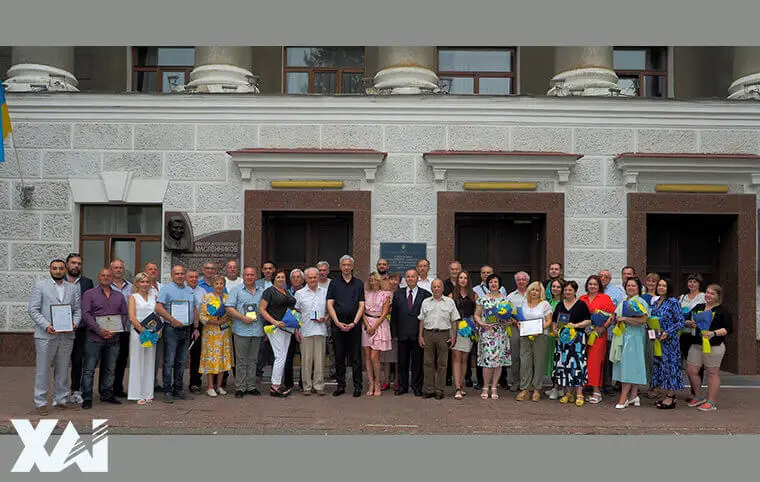 Урочисте нагородження кращих представників професорсько-викладацького складу та співробітників університету з нагоди Дня міста Харкова, Дня Прапора та Дня Незалежності Урочисте нагородження кращих представників професорсько-викладацького складу та співробітників університету з нагоди Дня міста Харкова, Дня Прапора та Дня Незалежності