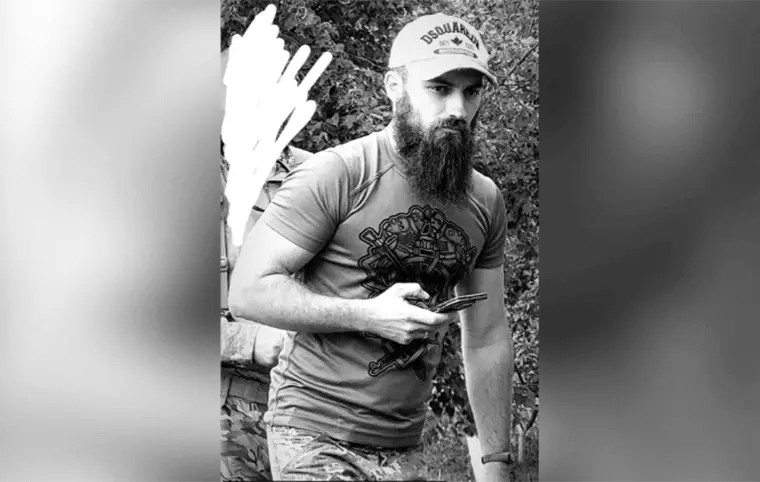 Низький уклін та Вічна Слава Герою! Низький уклін та Вічна Слава Герою!