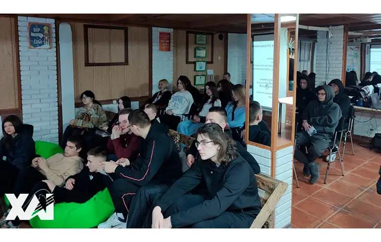 Профорієнтаційна зустріч з учнями 11-х класів Зміївської громади Профорієнтаційна зустріч з учнями 11-х класів Зміївської громади