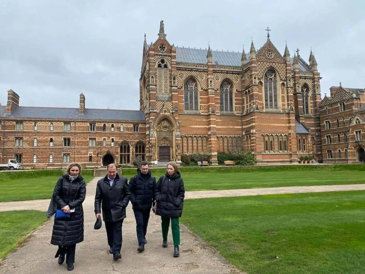 Делегація ХАІ відвідала Оксфорд Делегація ХАІ відвідала Оксфорд