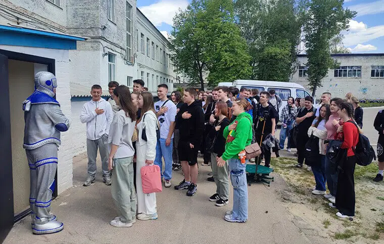 Науково-популярний захід «ВСЕСВІТ ЗНАНЬ» в м. Охтирка Науково-популярний захід «ВСЕСВІТ ЗНАНЬ» в м. Охтирка