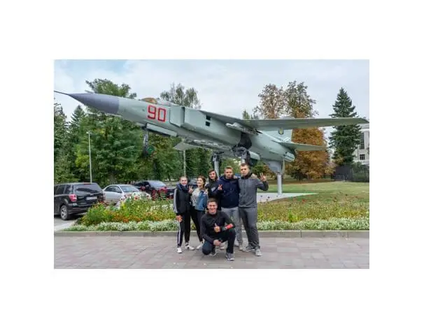 Суботня пробіжка студентів восьмого факультету Суботня пробіжка студентів восьмого факультету