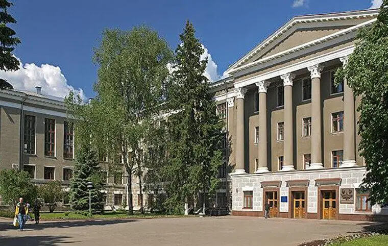 Позачергова конференція трудового колективу Університету