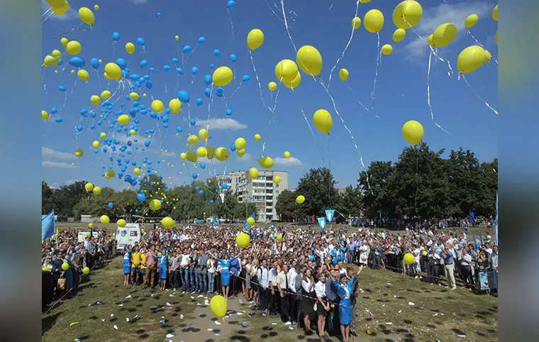 Крізь роки до спогадів Крізь роки до спогадів