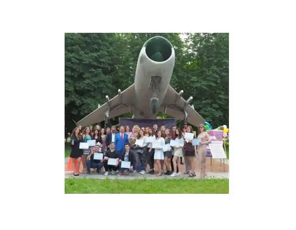 Вручення дипломів випускникам сьомого факультету Вручення дипломів випускникам сьомого факультету