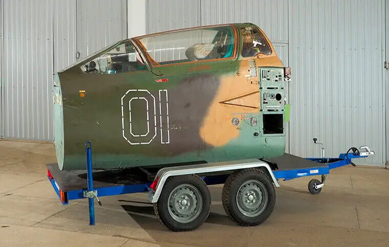 Експонати виставки “Всесвіт знань” на причепах Експонати виставки “Всесвіт знань” на причепах