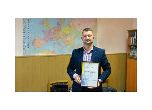 Колектив ХАІ отримав подяку за роботу зі вступниками з Донбасу й Криму Колектив ХАІ отримав подяку за роботу зі вступниками з Донбасу й Криму