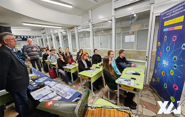 Зустріч зі старшокласниками Київського району міста Зустріч зі старшокласниками Київського району міста