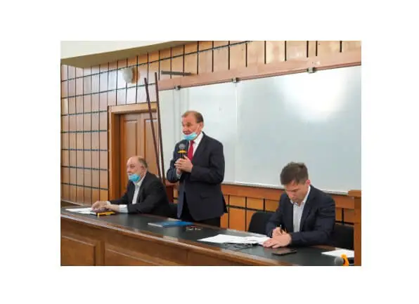 Робоче засідання колективу співробітників Робоче засідання колективу співробітників