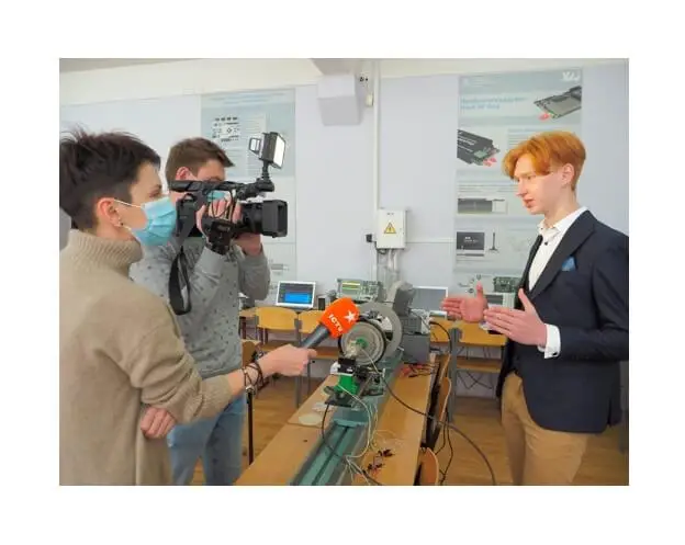 Студенти ХАІ – щорічні стипендіати фонду Леоніда Кучми Студенти ХАІ – щорічні стипендіати фонду Леоніда Кучми