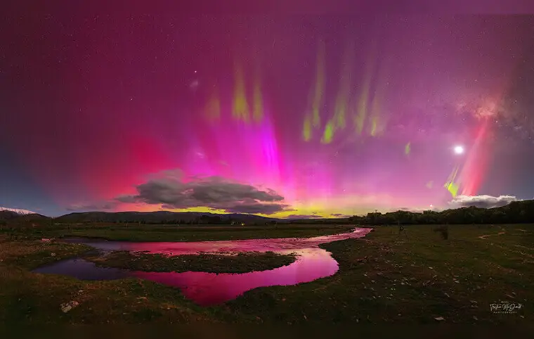 Чарівне полярне сяйво Чарівне полярне сяйво