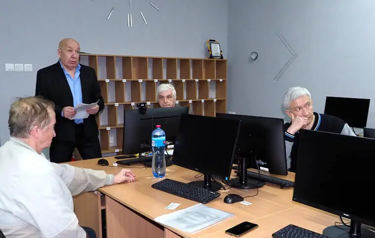 Науковий семінар з проблем теоретичної та експериментальної фізики Науковий семінар з проблем теоретичної та експериментальної фізики