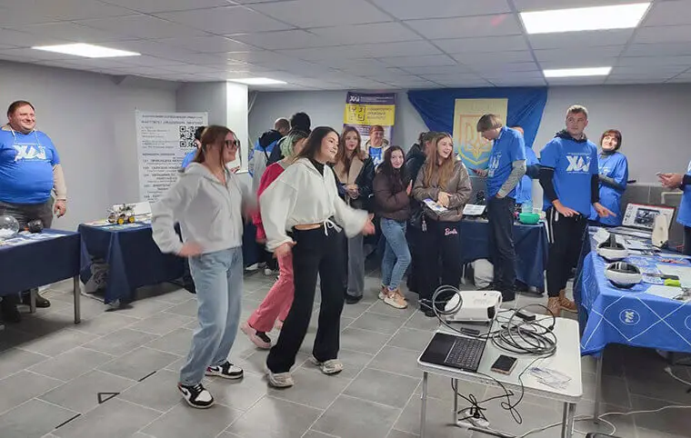 Науково-популярний захід присвячений «Всесвітньому дню науки» для старшокласників селища Рогань Науково-популярний захід присвячений «Всесвітньому дню науки» для старшокласників селища Рогань