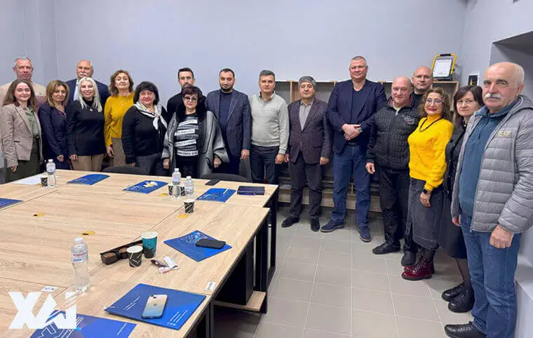 Зустріч проректорів з міжнародної діяльності харківських ВНЗ та керівників підрозділів по роботі з іноземними студентами Зустріч проректорів з міжнародної діяльності харківських ВНЗ та керівників підрозділів по роботі з іноземними студентами