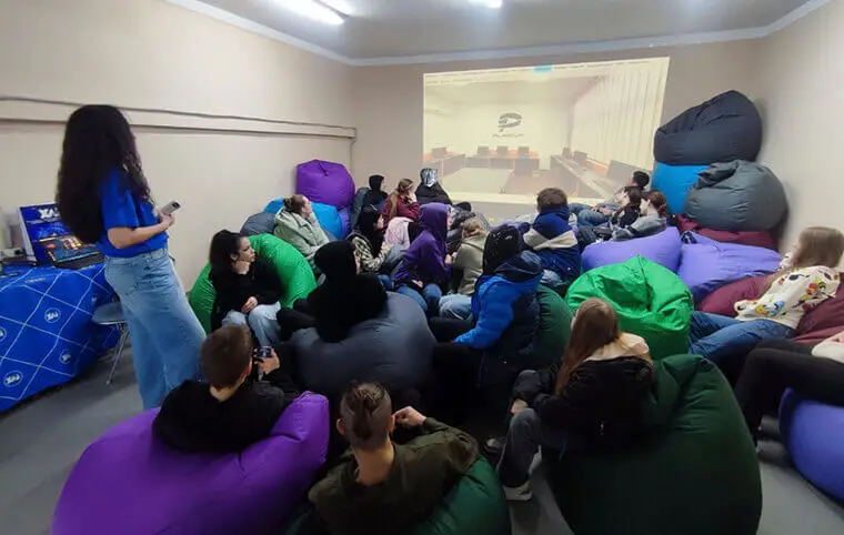 Науково-популярний захід «Всесвіт знань» у Пономаренківському ліцеї селища Хроли Науково-популярний захід «Всесвіт знань» у Пономаренківському ліцеї селища Хроли