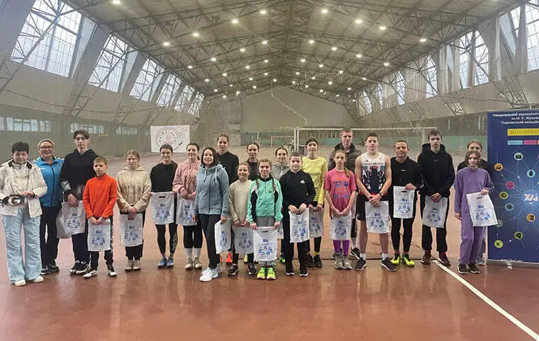 Дитячі різдвяні змагання з бігу Дитячі різдвяні змагання з бігу