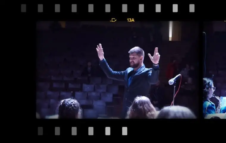 Гарна традиція завершувати тиждень музикою від ХАІ. Гарна традиція завершувати тиждень музикою від ХАІ.