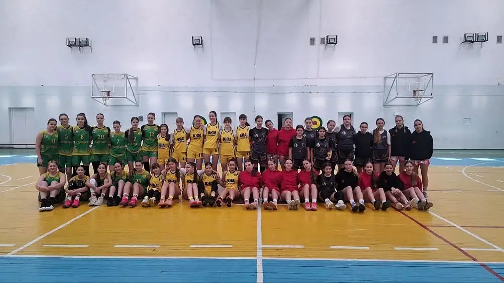 Перше місце в групі — у дівчат баскетбольного клубу ХАІ