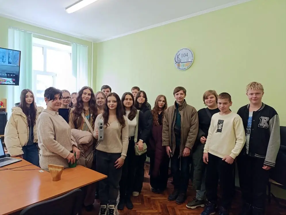 Агітаційний захід для учнів Харківського ліцею №18 Агітаційний захід для учнів Харківського ліцею №18