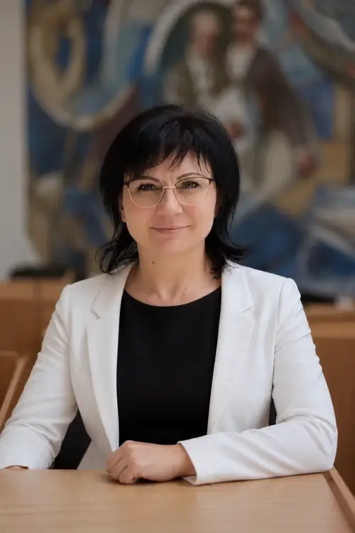 Мкртичьян Олена Миколаївна