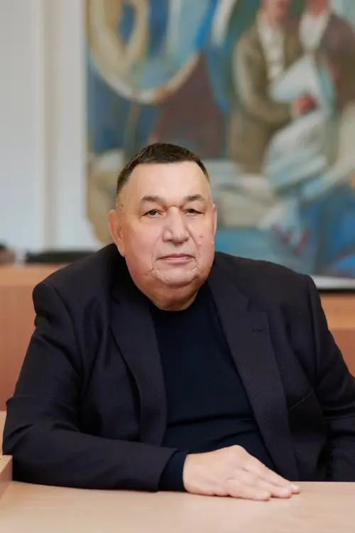 Дєгтяр Андрій Олегович